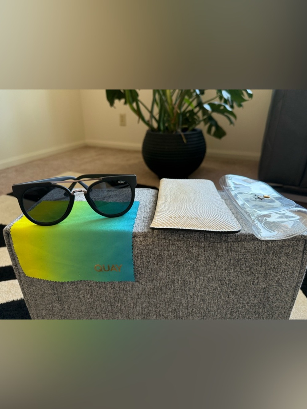 Quay Australia Sunglasses with Sunglasses Case